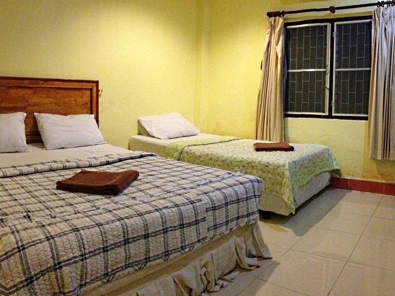 P.N. Guesthouse Krabi town Exterior foto