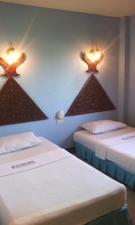 P.N. Guesthouse Krabi town Exterior foto